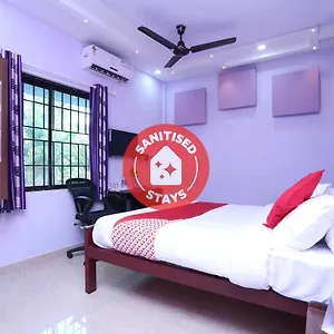 Oyo 4706 Chalil Residency Chottanikara