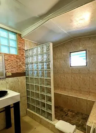 Guest house Edwards Guesthouse Sandy Ground Village Anguilla